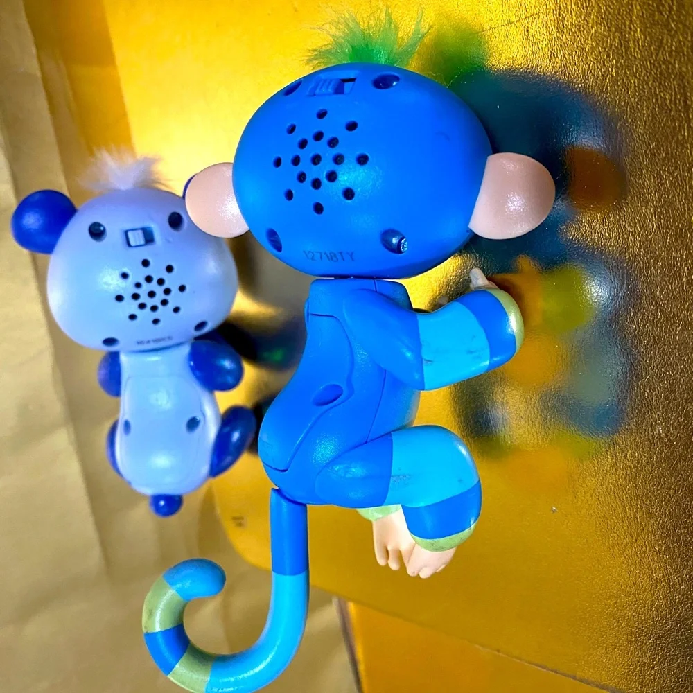 WOW WEE FINGELINGS 2016 TALKING ANIMATED PANDA BEAR ARCHIE & BILLIE BLUE MONKEY - Picture 7 of 10